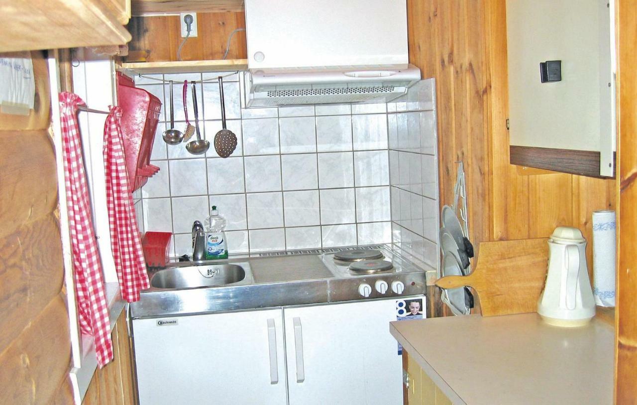 Cozy Home In Fjaerland With House A Mountain View Ngoại thất bức ảnh